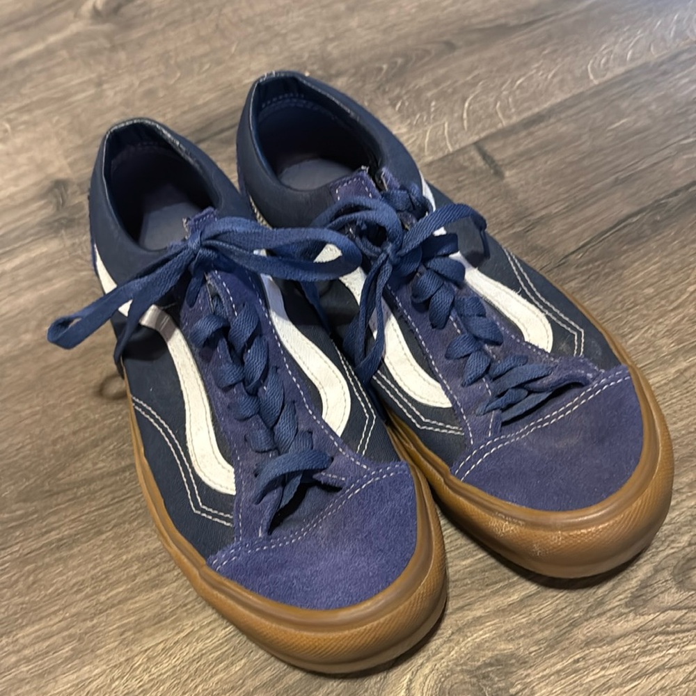 Vans Sneakers